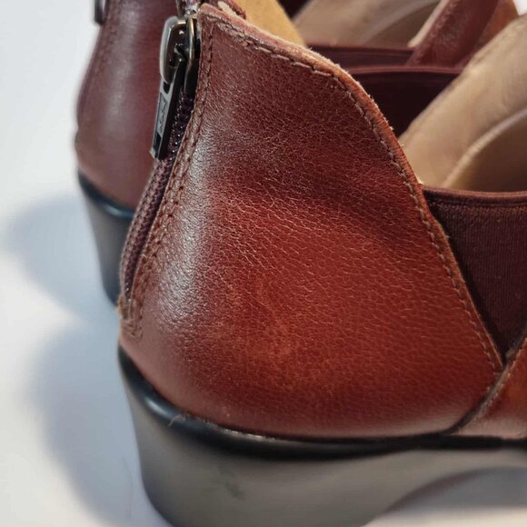 Alegria Floral suede 'Natalee' brown ankle bootie size 8, Euro 38 - Picture 9 of 11